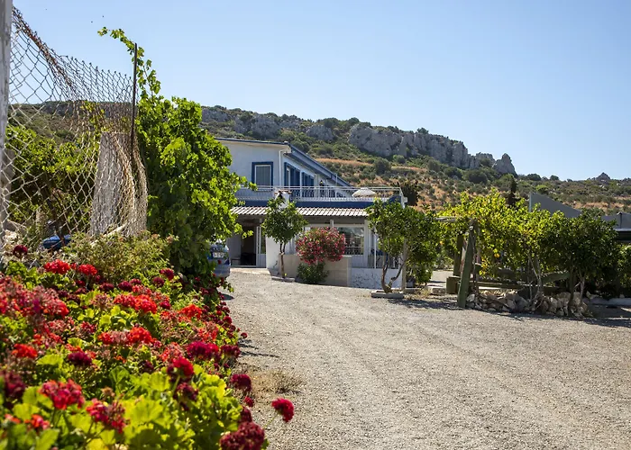 Goeknar Knidos Oasis Nature Hotel 3*