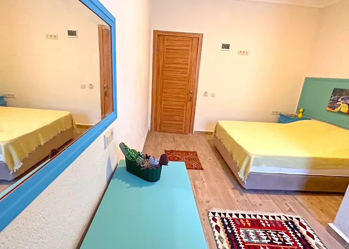 Goeknar Knidos Oasis Nature