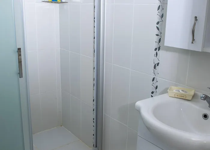 Goeknar Knidos Oasis Nature